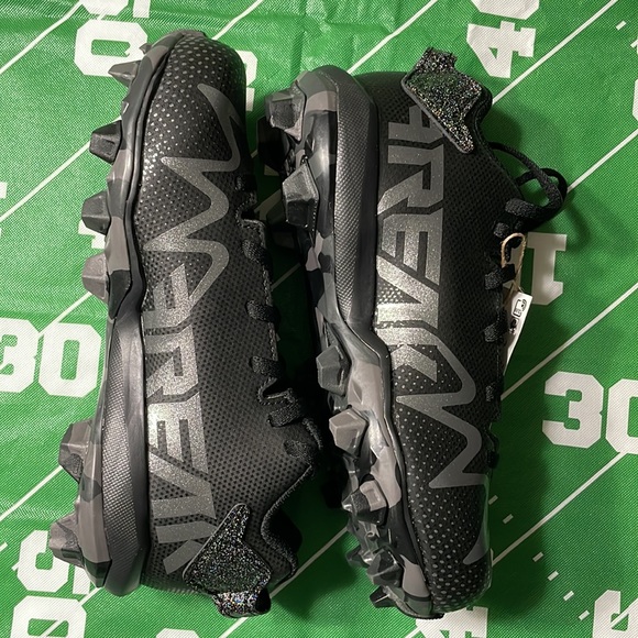 Youth boys Adidas Football Cleats Freak Spark MD J size 1 NWT - Picture 5 of 6